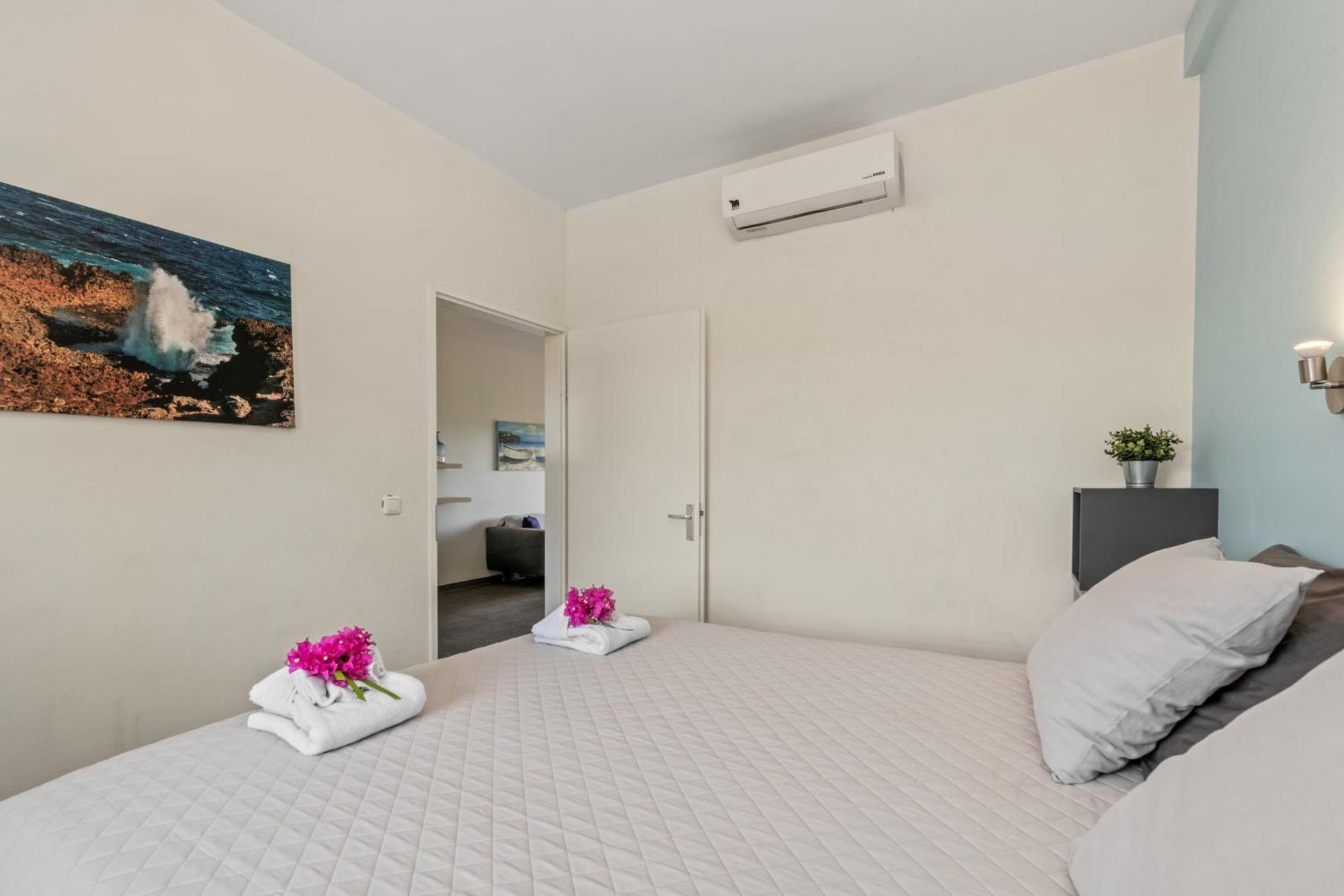 Bahia Apartments & Diving Lagun Room photo